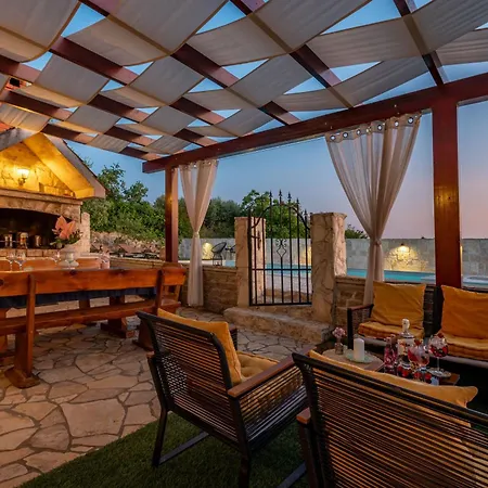 Noa Zadarvillas Villa