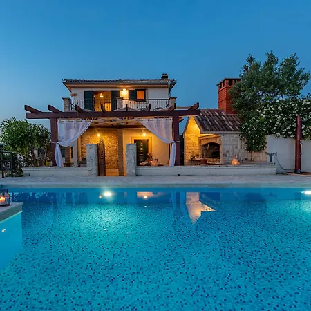 Noa Zadarvillas Villa Zadar