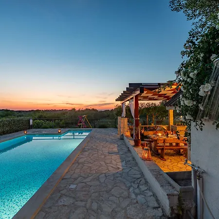 Noa Zadarvillas Villa *