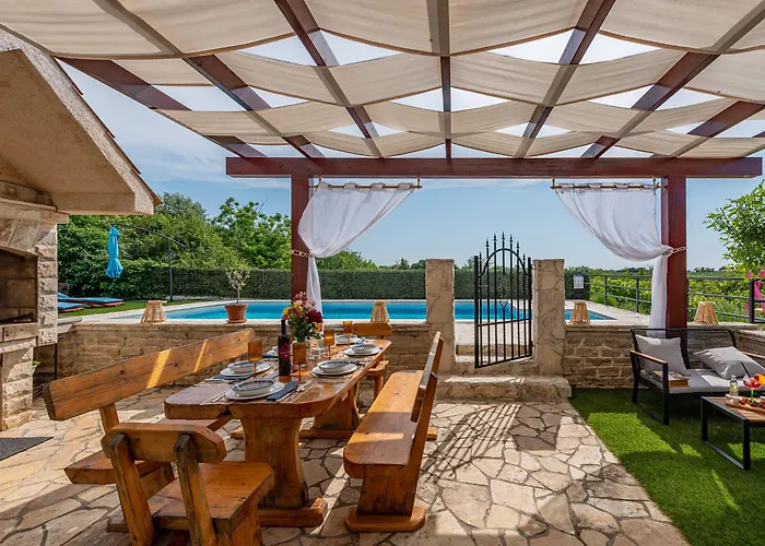 Noa Zadarvillas Ζαντάρ