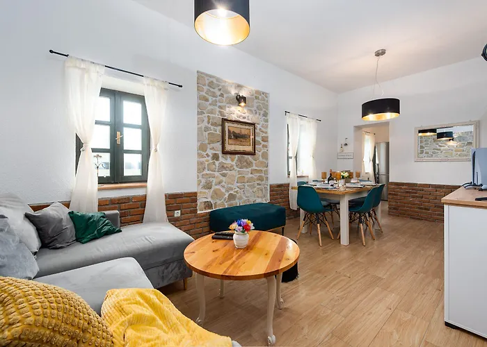 Noa Zadarvillas Βίλα